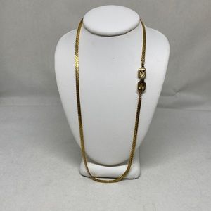 Beautiful vintage Givenchy herringbone chain.